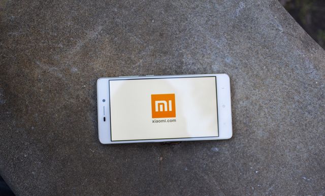 Xiaomi выпустит флагманский смартфон с 4.3-дюймовым дисплеем